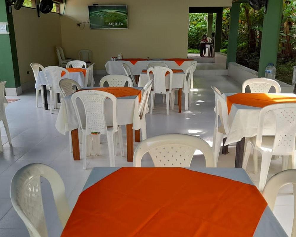 Wikungo Hotel Puerto Nariño Екстериор снимка
