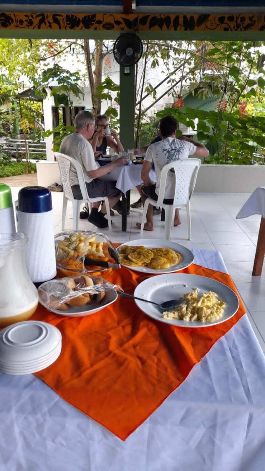 Wikungo Hotel Puerto Nariño Екстериор снимка